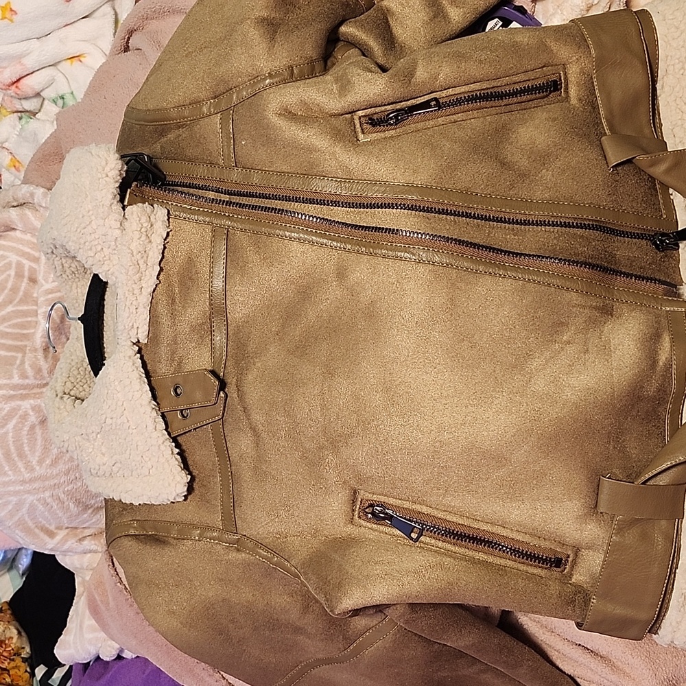 Sherpa Lined Avaitor Jacket - Picture 4 of 5
